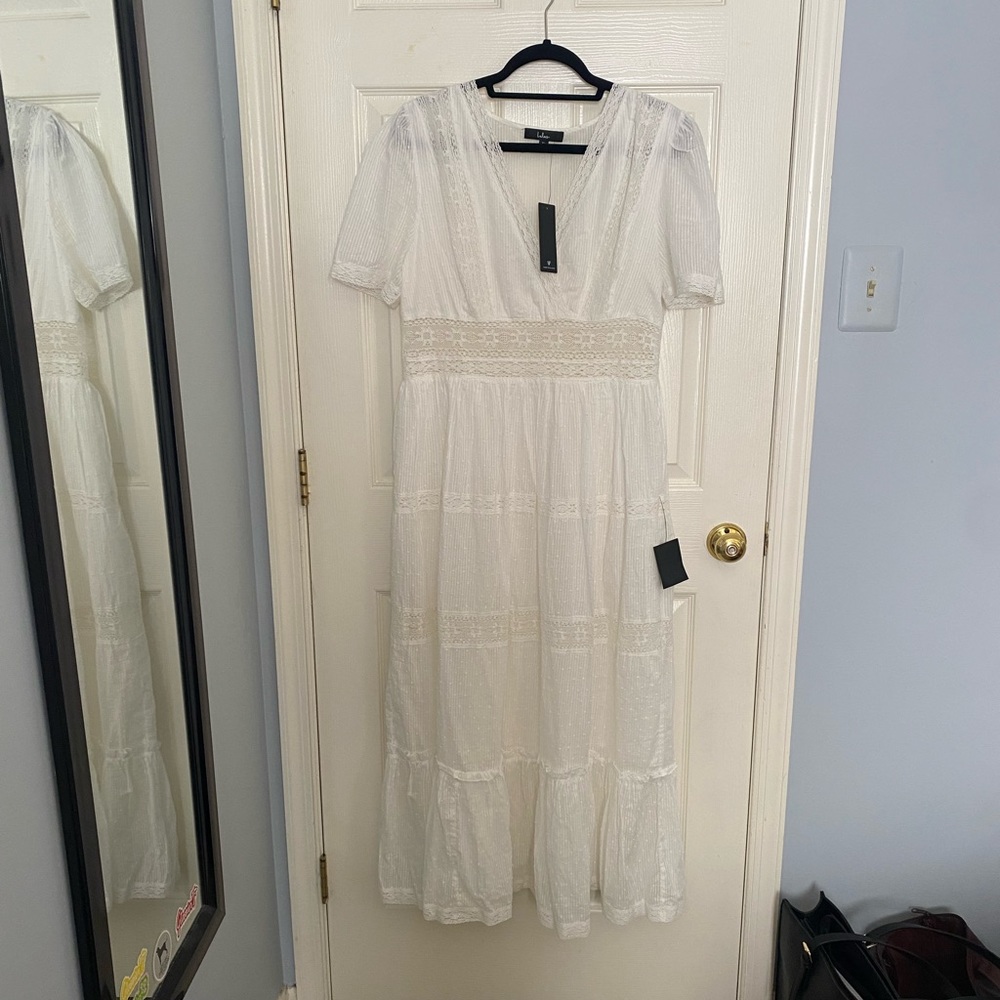 White Lulu’s dress